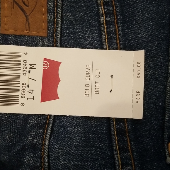 Jeans - Picture 5 of 6